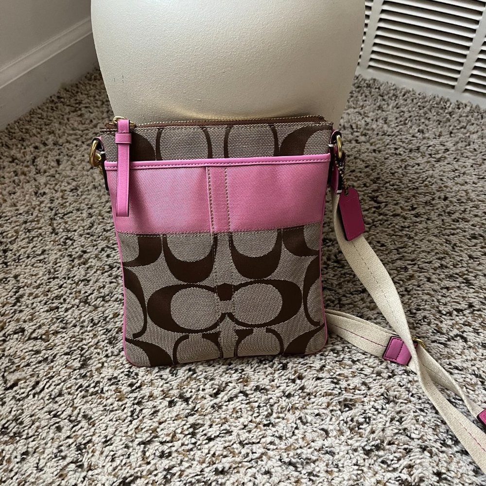 Coach Signature Tan Brown Pink Crossbody Messenger Bag Small L0767 41207